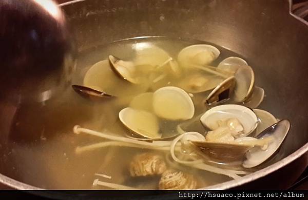 CYMERA_20150115_011201.jpg CYMERA_20150115_011201.jpg