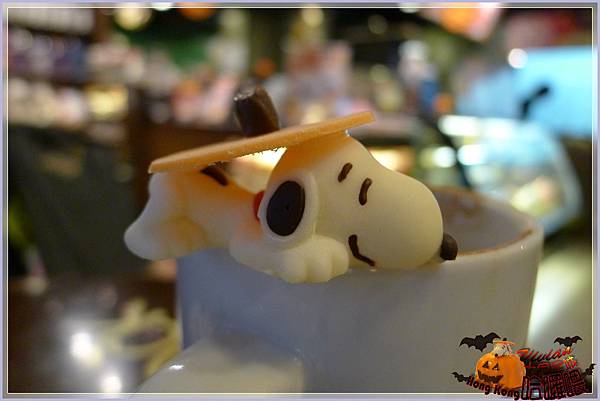 捨不得吃的史努比