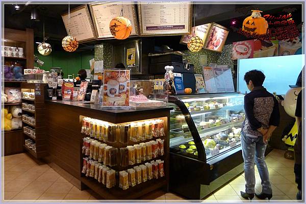 都是史努比的櫃台