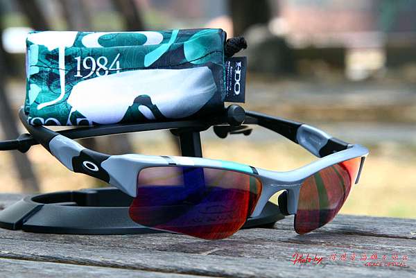 oakley flak jacket 30 year