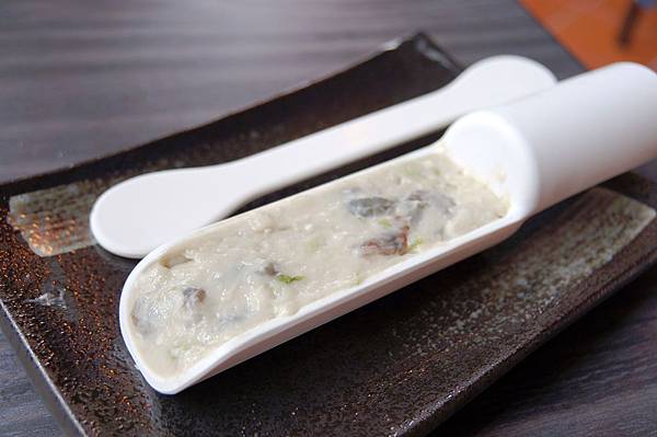 桃園美食-老闆推薦秘密菜單＂牛肝．牛皮＂牛創意料理＂牛嫂溫體牛肉火鍋＂(近統聯南崁站)