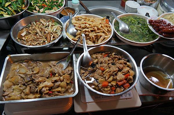 台南美食推薦-好吃的古早味蝦仁飯＂東門圓環蝦仁飯＂