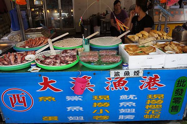 宜蘭景點推薦-在地人都來這買，超新鮮海鮮都在宜蘭＂大溪漁港＂