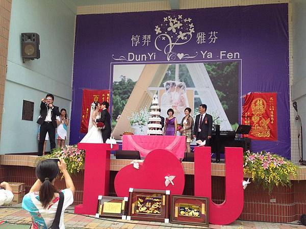 10~1268485_384917751636066_949548546_o