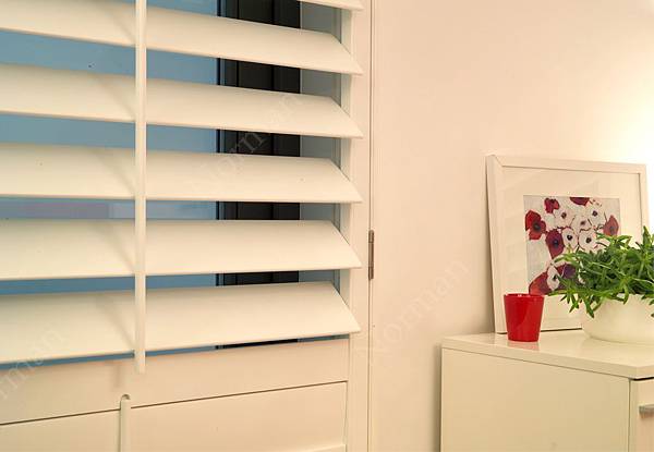 NORMAN SHUTTERS (實木百葉窗)(窗簾)