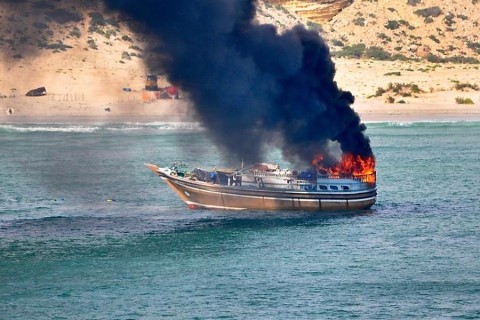 索馬利亞海盜,荷蘭海軍鹿特丹號 索馬利亞海盜,荷蘭海軍鹿特丹號