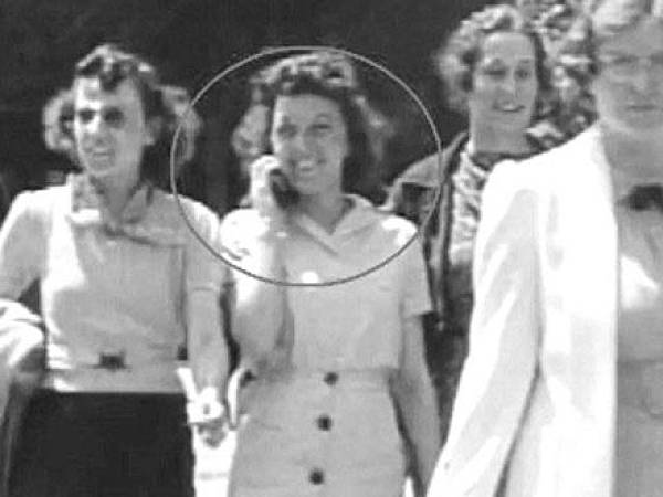 1938年影片中的時間旅行者 1938年影片中的時間旅行者