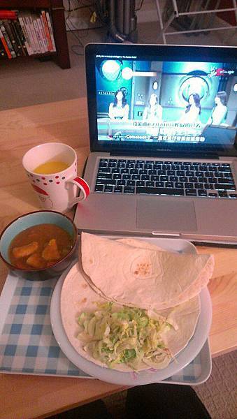 223402_562477003764910_1506769661_n