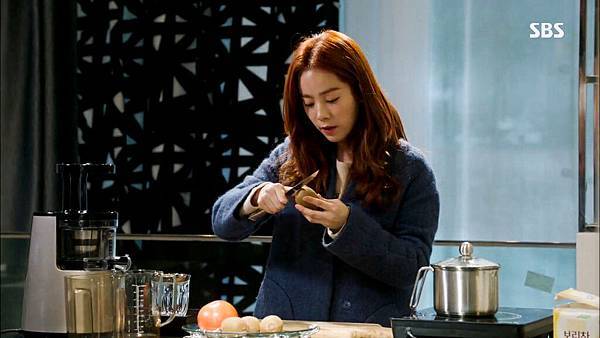 HJM_E08_033.jpg HJM_E08_033.jpg