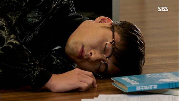 HJM_E09_070 HJM_E09_070