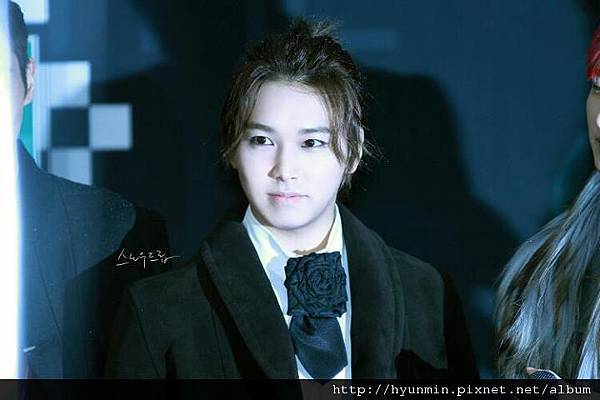 268079_398128783603699_2083310327_n