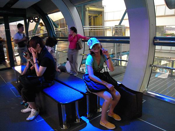 要離開地面了 要離開地面了