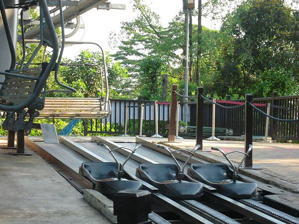 吊椅吊人順便吊車子 吊椅吊人順便吊車子