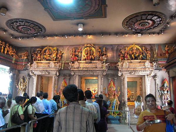 祈福的信眾們 祈福的信眾們