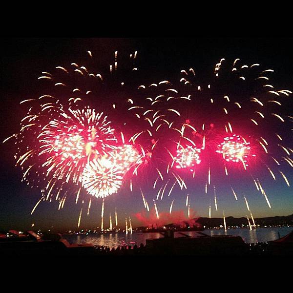 10525688_920450597981910_8719422810219286251_n