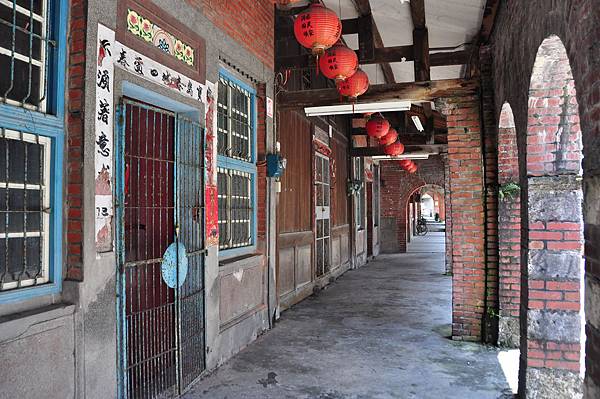 和平老街的舊屋多半已改建,但留存的少數古厝,仍給人走進時光隧道的感覺2 和平老街的舊屋多半已改建,但留存的少數古厝,仍給人走進時光隧道的感覺2