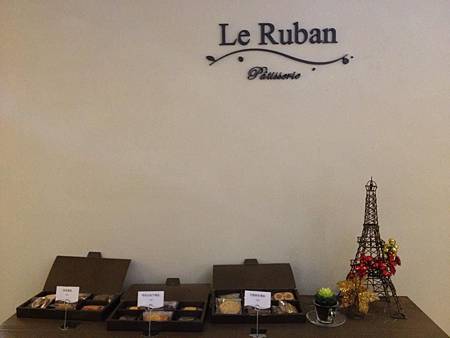 702472_436133269787113_1941374224_n