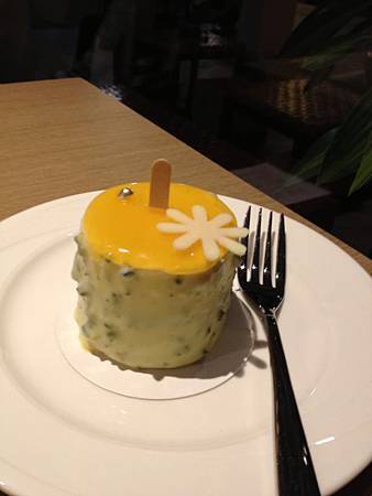 702309_436133329787107_1265371102_n