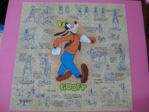 2011.05.14 500 pcs Goofy Sketchbook (2).jpg