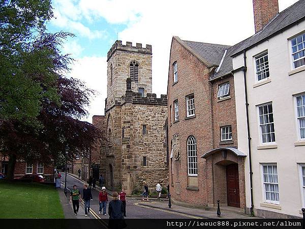 800px-Durham_Heritage_Centre.jpg
