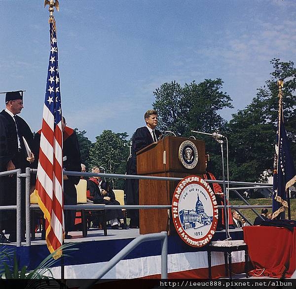 789px-President_Kennedy_American_University_Commencement_Address_June_10,_1963.jpg