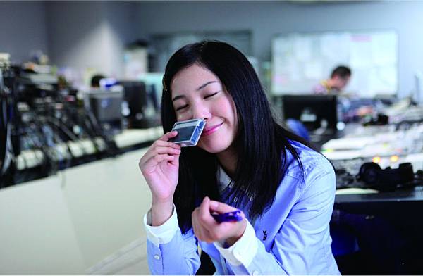 吉高由里子在《機器老男孩》中化身宅女 吉高由里子在《機器老男孩》中化身宅女