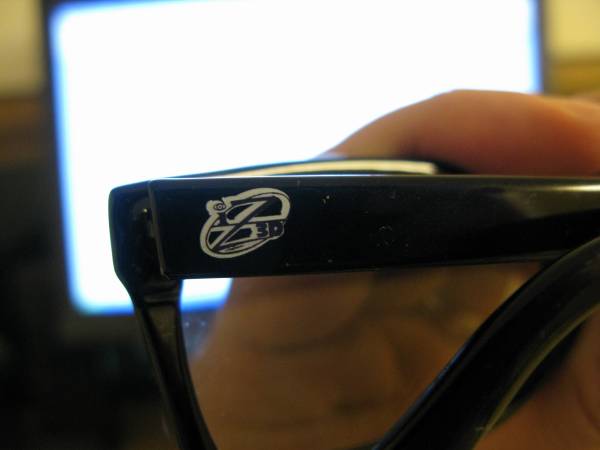 newglass_02.JPG newglass_02.JPG