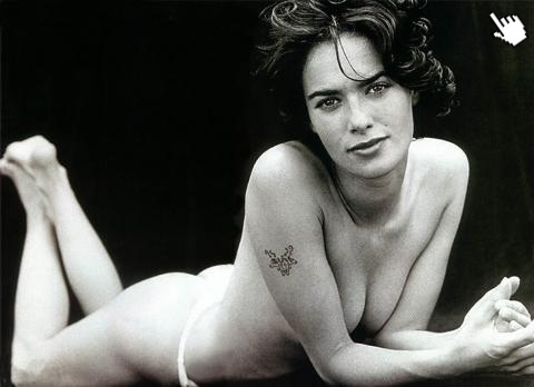 琳娜海蒂大膽的性感寫真hot lena headey nude pic