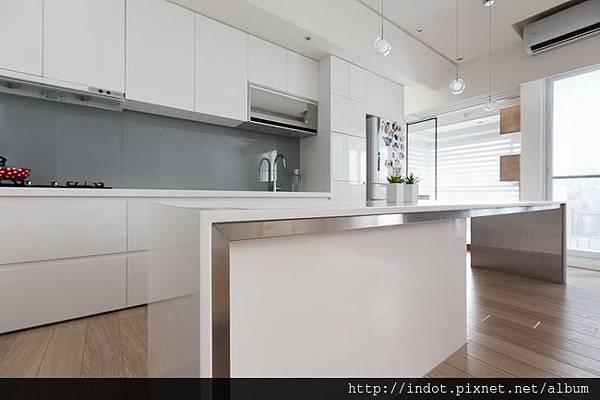 uptown treasure II A-503.jpg uptown treasure II A-503.jpg