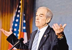 聯邦眾議員隆恩.保羅（Ron Paul，見圖，美聯社照片）.jpg