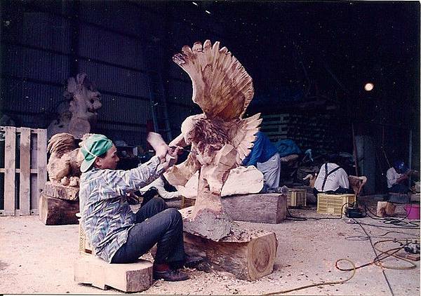 前輩邱華清師是小海的哥哥