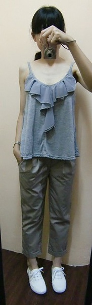 細肩帶Y造型背雪紡背心2 細肩帶Y造型背雪紡背心2