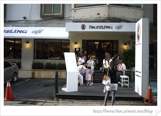 蜜糖土司01-店外.jpg 蜜糖土司01-店外.jpg