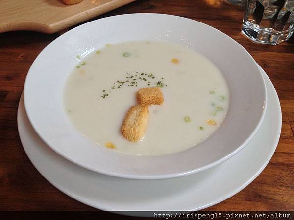 IMG_9698.jpg IMG_9698.jpg