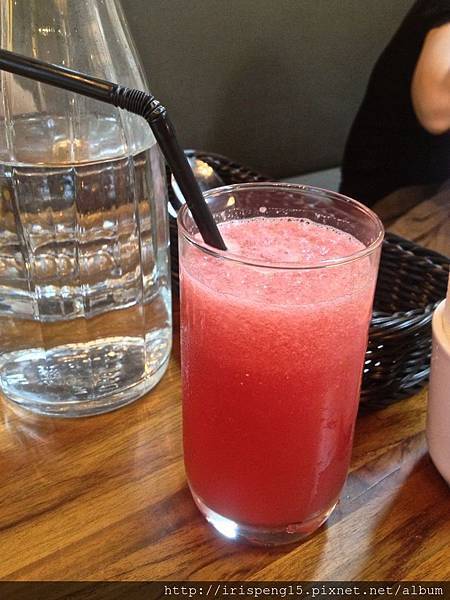 IMG_9760.jpg IMG_9760.jpg