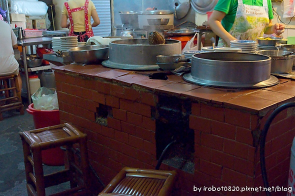 台南國華街美食-阿瑞意麵。大菜市羊肉湯。鄭記土魠魚羹_28.jpg