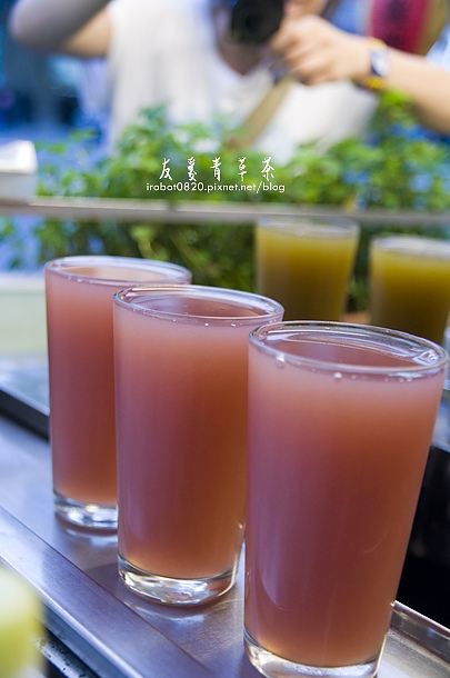 台南謝宅3外加美食之旅。友愛青草茶_7.jpg