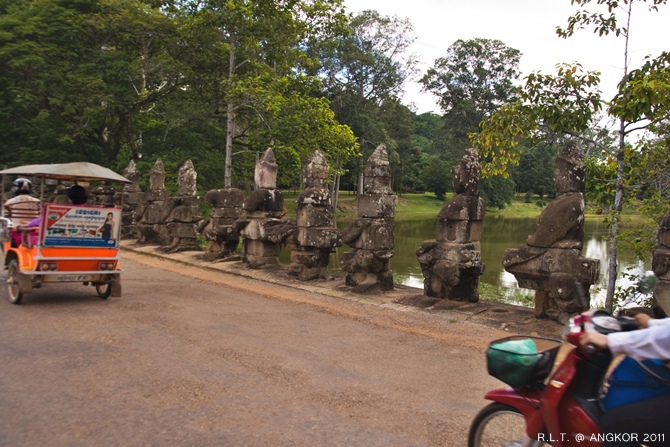 2011 吳哥窟DAY2-大吳哥Angkor Thom 巴戎廟The Bayon (9).jpg