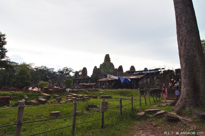 2011 吳哥窟DAY2-大吳哥Angkor Thom 巴戎廟The Bayon (13).jpg