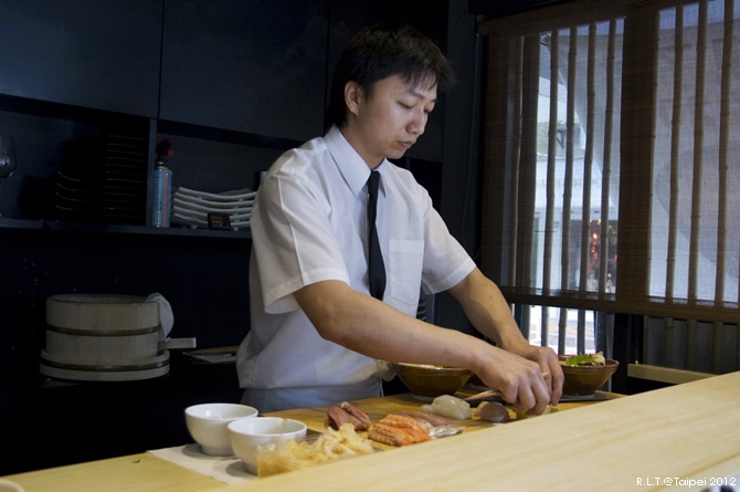 台北延吉街巷內-鮓一郎めし、酒処-一郎丼,鮭魚卵丼 (20)