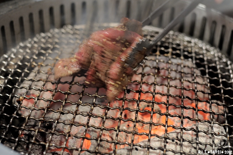 台北-moe 燃燒肉-國父紀念館站一號出口 (18)