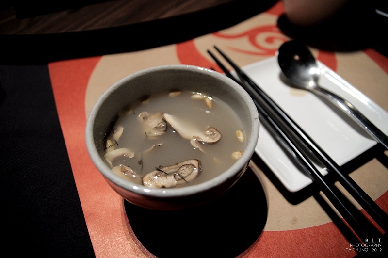 台中-印月創意東方宴-中式餐廳-酸湯老牛-黃魚豆腐-法月-八月江南燒 (45)