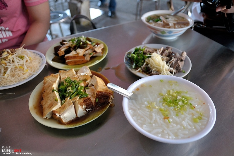 台北-呂家巷仔口麵食館-和平東路二段76像-米粉-河粉-湯-豆腐-豬內臟-豬肺 (9).JPG 台北-呂家巷仔口麵食館-和平東路二段76像-米粉-河粉-湯-豆腐-豬內臟-豬肺 (9).JPG