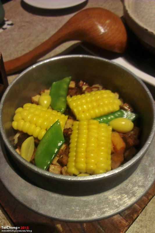 台中老乾杯-貝身肉牛排-全素蔬菜釜飯-辣味蔬蔡牛肉湯 (12).jpg