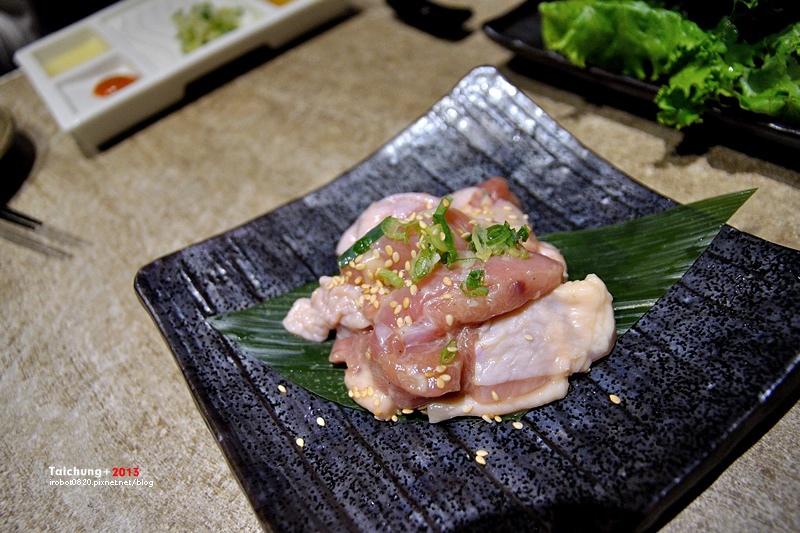 老乾杯-澳洲和牛燒肉-15食材沙拉-鮭魚-台中 (7).JPG