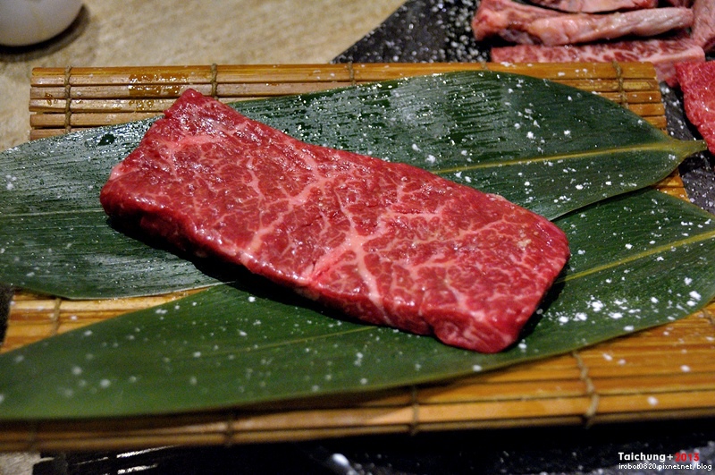 老乾杯-澳洲和牛燒肉-15食材沙拉-鮭魚-台中 (10).JPG