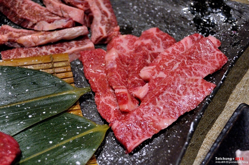 老乾杯-澳洲和牛燒肉-15食材沙拉-鮭魚-台中 (11).JPG
