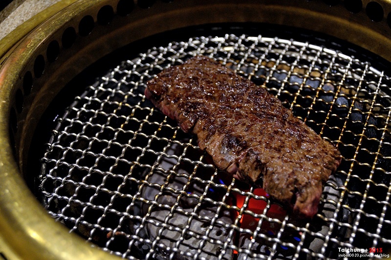 老乾杯-澳洲和牛燒肉-15食材沙拉-鮭魚-台中 (18).JPG