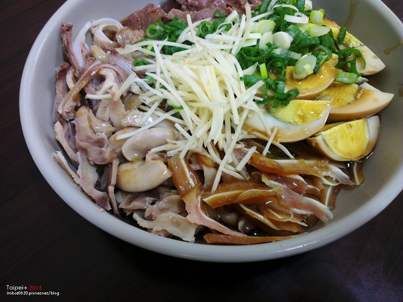 台北-阿婆麵-科技大樓-酸菜肉絲麵 (7).jpg