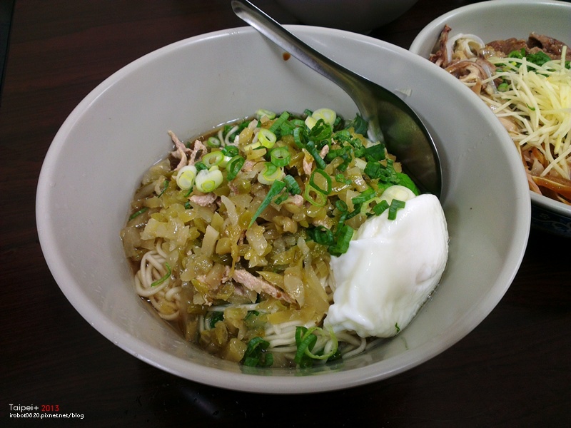 台北-阿婆麵-科技大樓-酸菜肉絲麵 (10).jpg